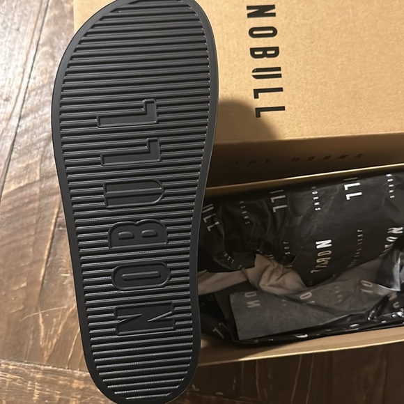 Black No Bull Slides- Men's 11, Women's 12.5 - Picture 4 of 5